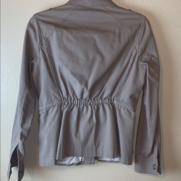 Women’s Banana Republic khaki utility jacket sz S - Picture 4 of 5